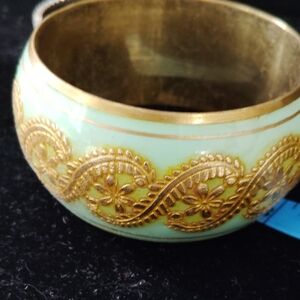 Elegant Gold and Green Bangle